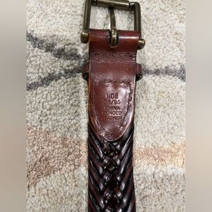 Men’s Bonded Leather Braided Belt- NDE size 38 Brown w/Black. Brass buckle.